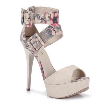 lara costa calçados