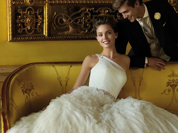 Os vestidos de casamento confortáveis devem ser a escolha da mulher que passará muito tempo vestida de noiva (Foto: Divulgação)