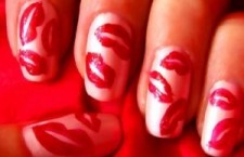 Como Fazer Unhas de Boquinhas