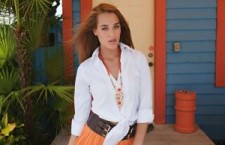 Como Usar Camisa Branca Básica com Estilo