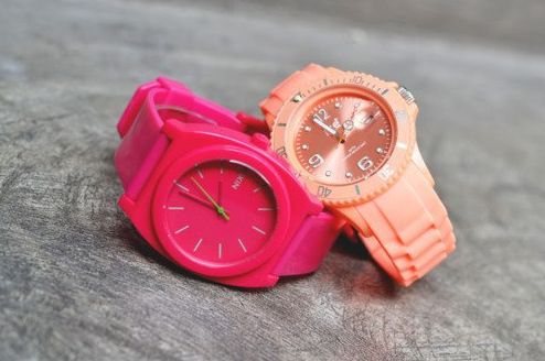 Os modelos de relógios femininos 2013 estão seguindo algumas tendências de moda da temporada, e chegam ainda mais interessantes (Foto: Divulgação)