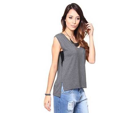 Invista na blusa comprida atrás e curta na frente para diferenciar os seus looks de verão (Foto: passarela.com.br) 39,99      