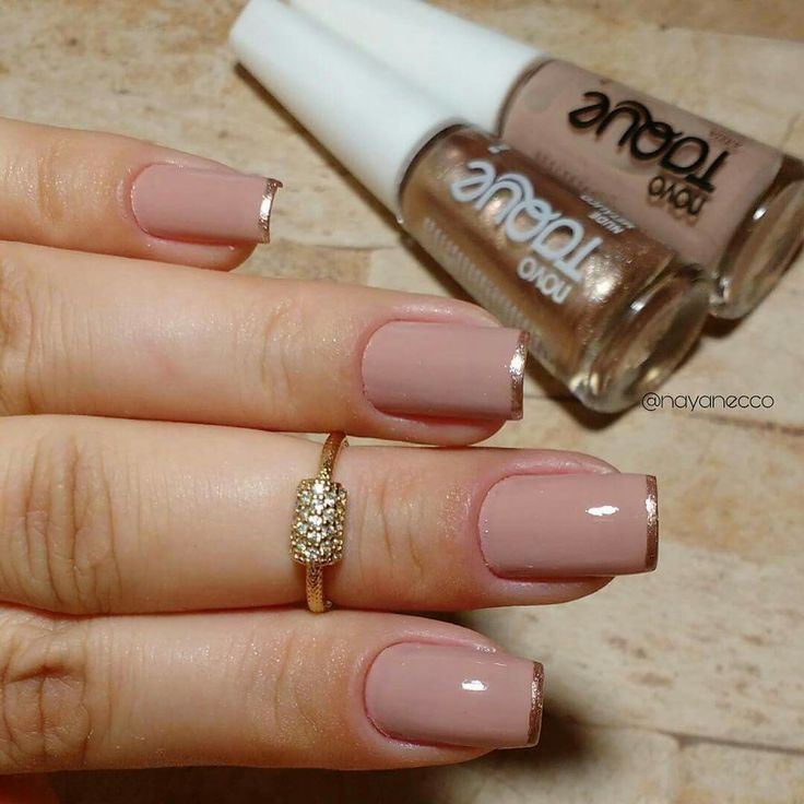 unhas nude decoradas